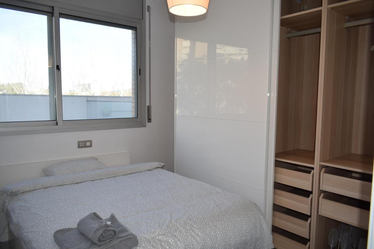 Magnificent Apartment Close To The Beach Sant Adria de Besos Exterior photo